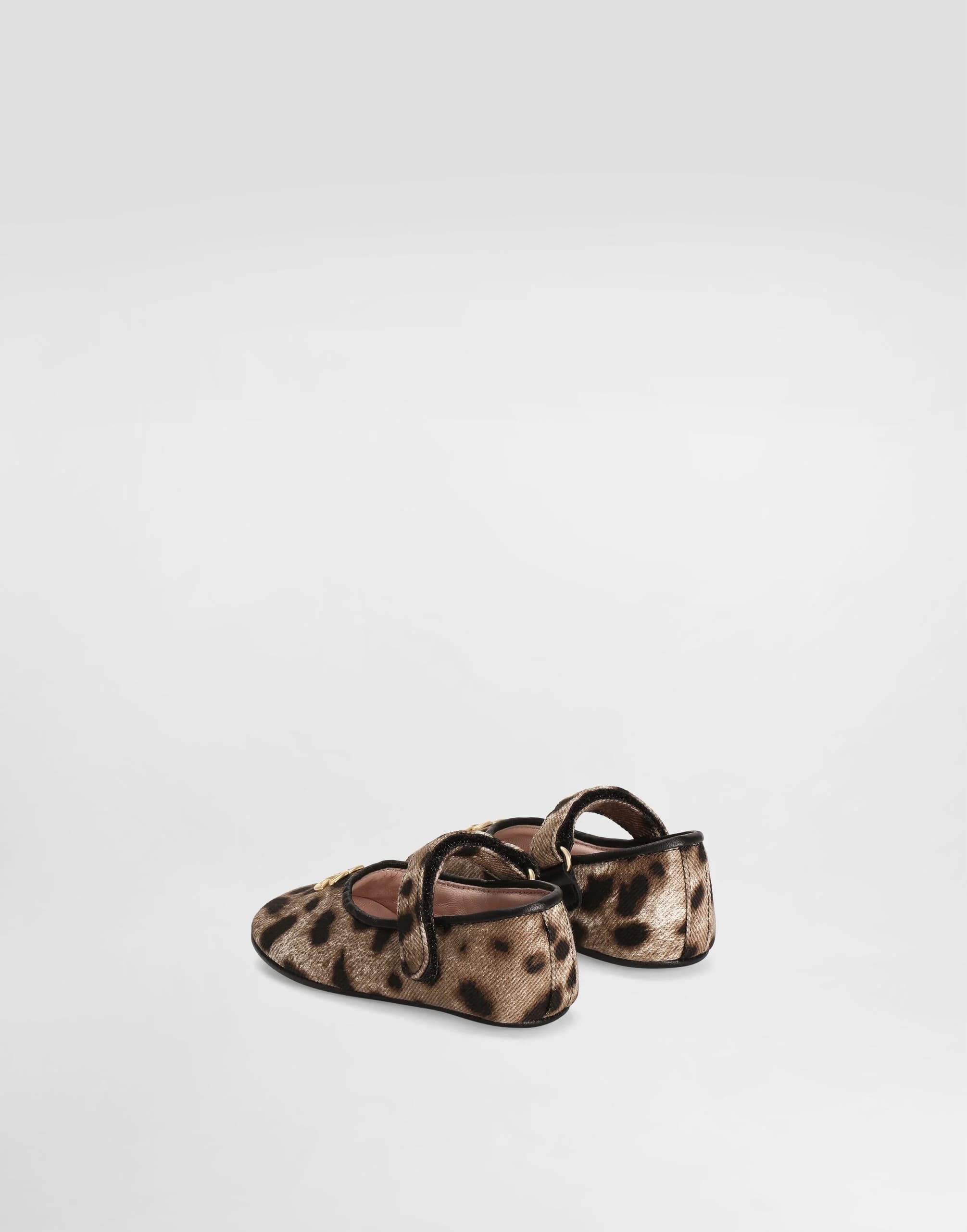 Baleriny Dolce & Gabbana Kids z canvasu w panterkę - 3