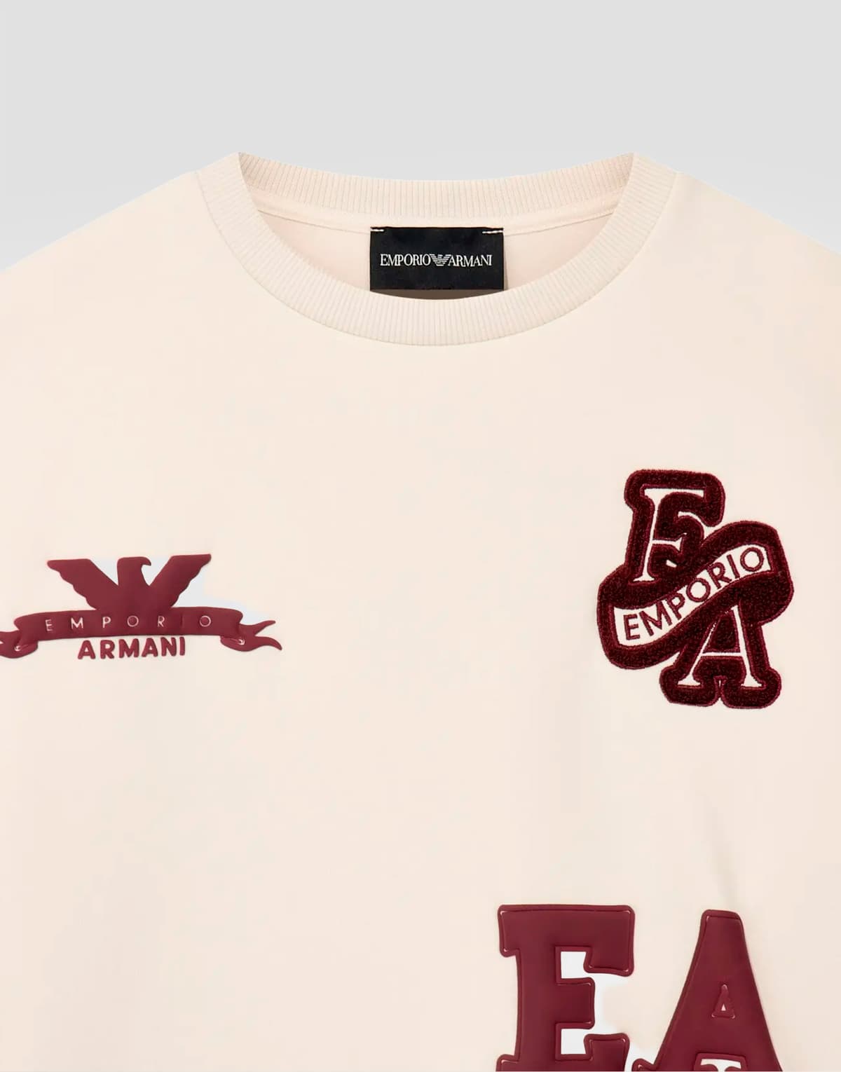 Emporio Armani Dziecięca bluza z okrągłym dekoltem z double jersey z naszywkami - 3