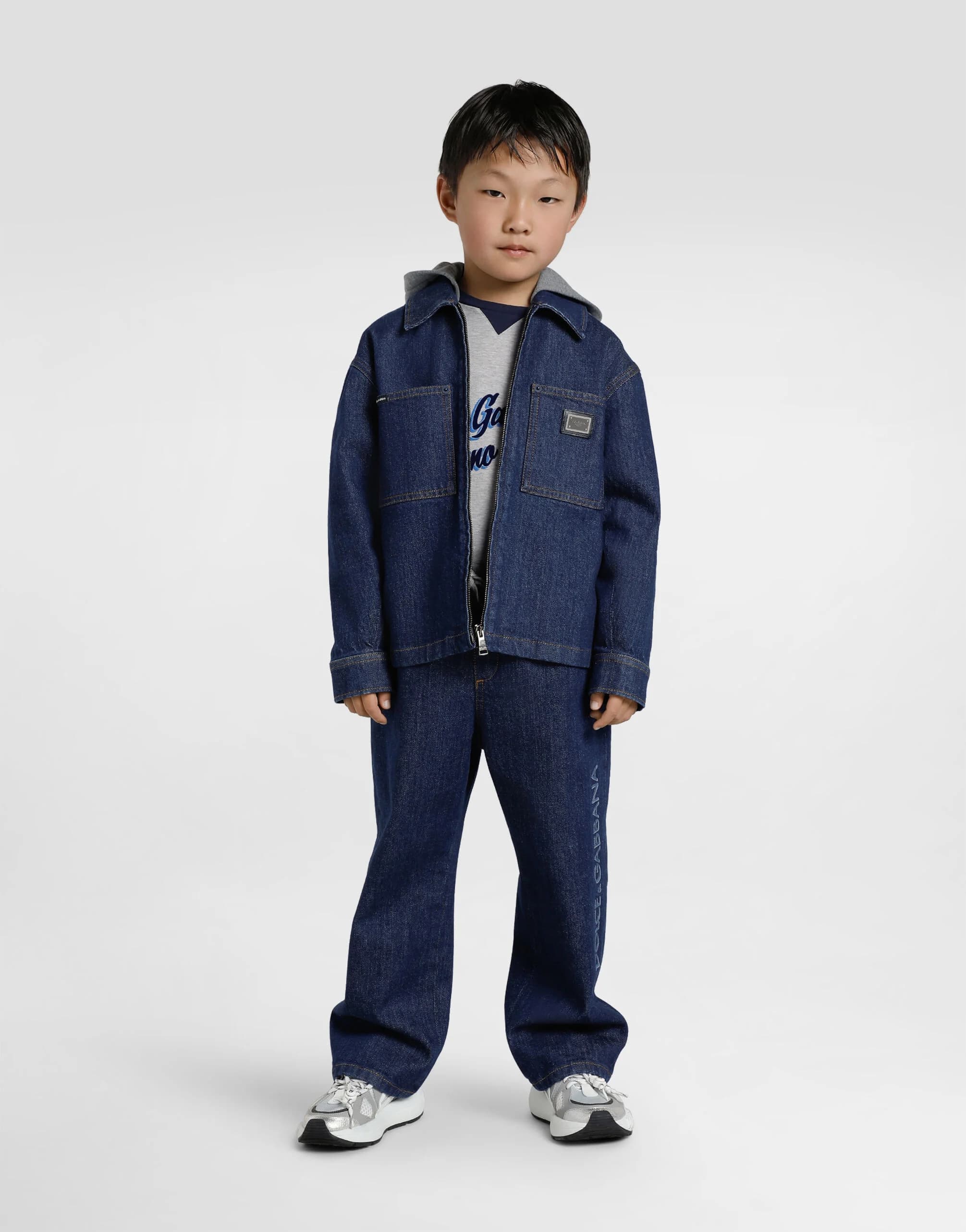 Dolce & Gabbana Kids Дитяча джинсова куртка з рельєфним логотипом - 8