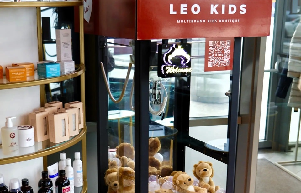 Leo Kids представляє веселі лапи щастя для дітей у Варшаві